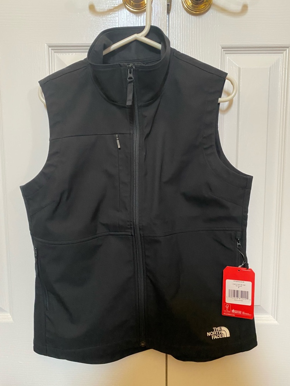 The North Face Women’s Medium Black Castle Rock Soft Shell Vest